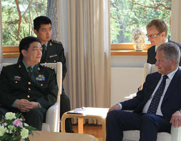 Президент Финляндии Саули Нийнисте встретился с Чан Ваньцюанем