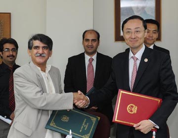 Китай предоставит Пакистану 10 млн долларов в поддержку племенных районов