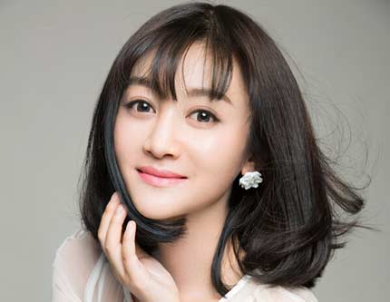 Красивая китайская актриса Лу Цзюяо