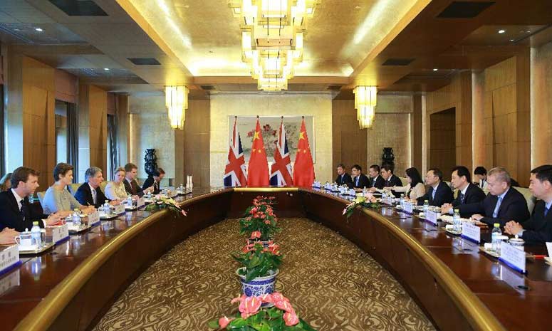 В Пекине состоялся стратегический диалог между Китаем и Великобританией