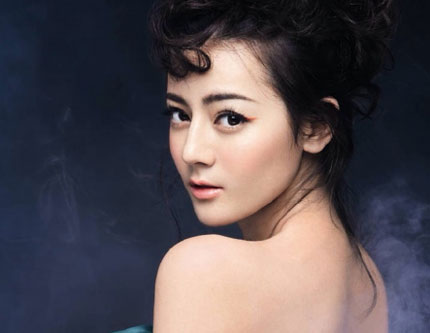 Китайская актриса Ди Лижэба