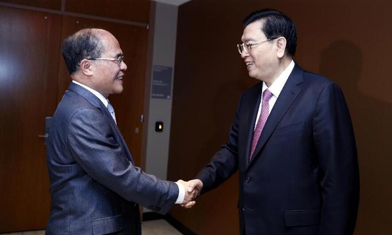 Председатель ПК ВСНП Чжан Дэцзян встретился с председателем Национального собрания 
Вьетнама Нгуен Шинь Хунгом