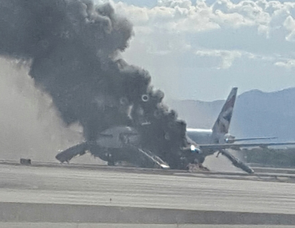 В самолете британской авиакомпании вспыхнул пожар