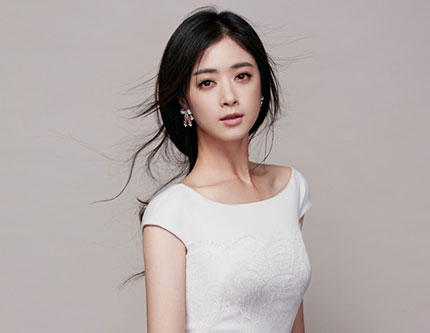 Китайская актриса Цзян Синь