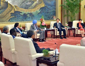 Ли Юаньчао призвал государства с нарождающимся рынком активизировать сотрудничество