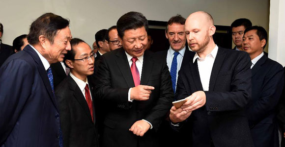 Си Цзиньпин посетил компанию Huawei в Великобритании