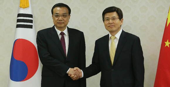 Ли Кэцян встретился с премьер-министром Республики Корея Хван Гё Аном