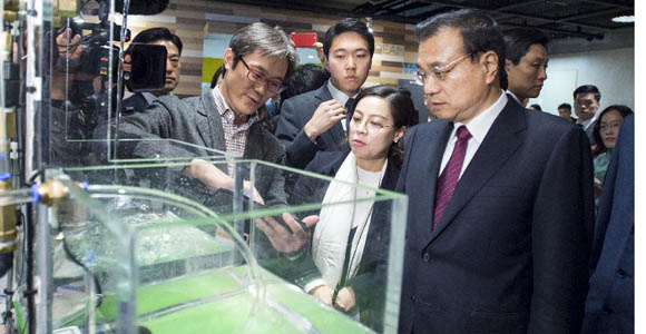 Ли Кэцян призвал создать платформу предпринимательства и инноваций для китайской 
и южнокорейской молодежи