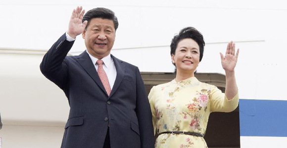 Срочно:Глава китайского государства прибыл во Вьетнам с визитом