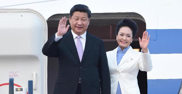 Си Цзиньпин прибыл в Сингапур с государственным визитом