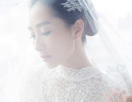 Свадебные фото актрисы Тао Синьжань