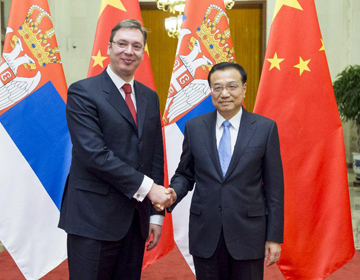 Ли Кэцян встретился с премьер-министром Сербии А. Вучичем