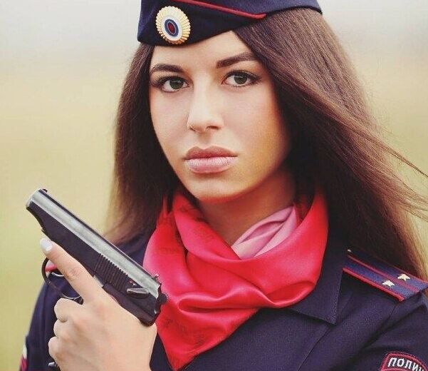 Фото красивых российских военных девушек