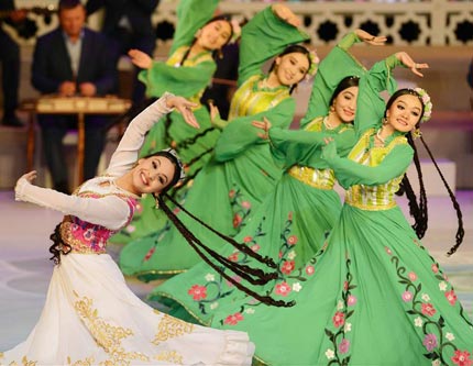 В Узбекистане отмечают Дня Конституции