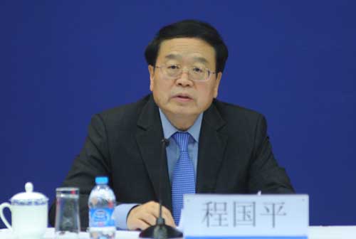 Глава правительства КНР Ли Кэцян проведет 14-е заседание Совета глав правительств 
стран-членов ШОС -- МИД КНР