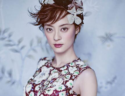 Актриса Сунь Ли позирует для модного журнала