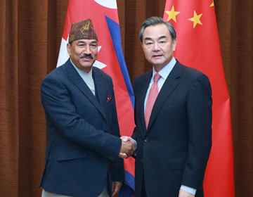 В Пекине состоялась встреча глав внешнеполитических ведомств Китая и Непала