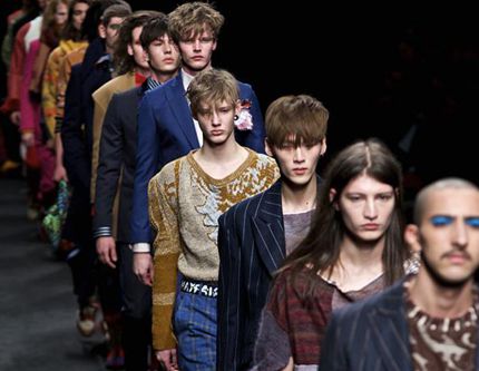 Неделя моды в Милане: показы новой мужской коллекции Вивьен Вествуд