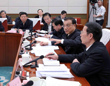 Премьер Госсовета КНР призвал усилить расширение реформы НДС