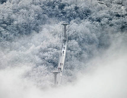 Фото: Гора Тяньмэнь в снегу