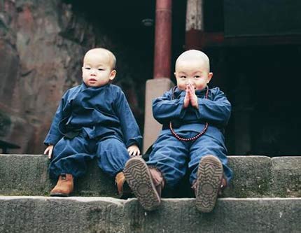 Самые милые братья-монахи
