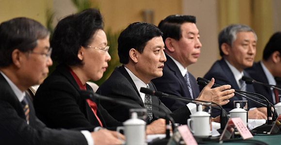 Сяо Яцин заявил о необходимости модернизации, реорганизации и ликвидации части предприятий центрального подчинения