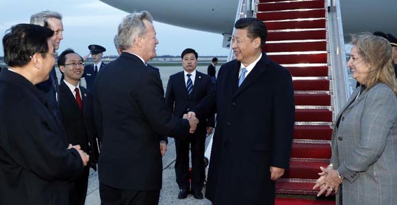 Председатель КНР Си Цзиньпин прибыл в Вашингтон для участия в 4-м саммите по ядерной 
безопасности