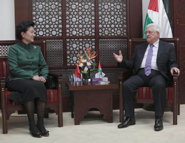 Лю Яньдун встретилась с президентом Палестины М.Аббасом