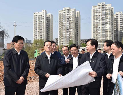 Вице-премьер Госсовета КНР Чжан Гаоли призвал к содействию стабильному и здоровому росту экономики