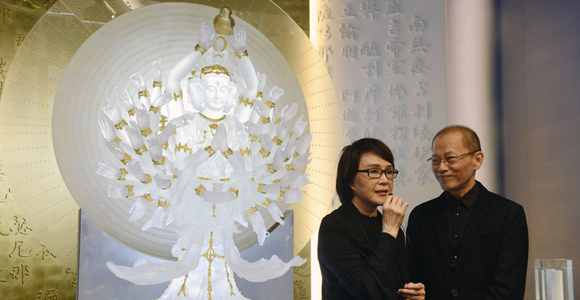 Стеклянные шедевры на выставке в Гонконге