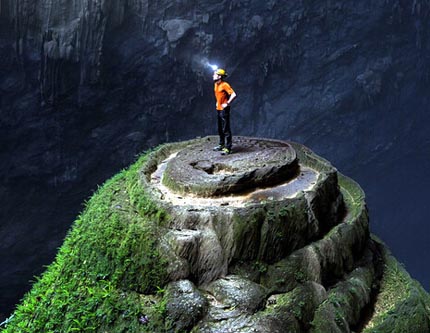 Фото: Внутри самой большой в мире пещеры Шондонг