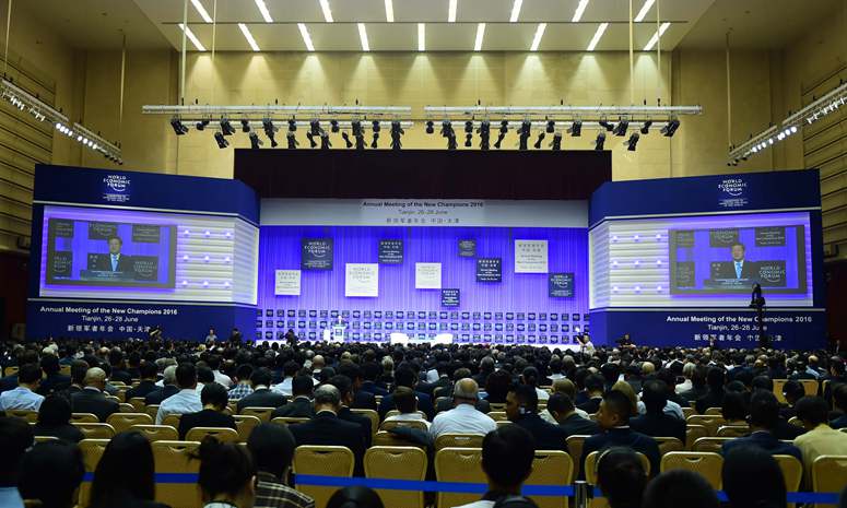В Тяньцзине состоялась церемония открытия 10-го форума "Летний Давос"
