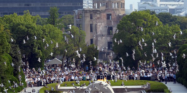 В Хиросиме чтят память жертв атомной бомбардировки