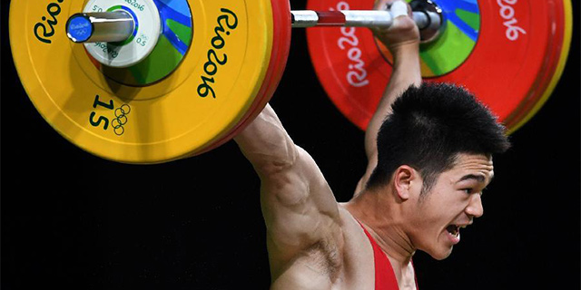 За четыре дня сборная КНР завоевала 8 золотых, 3 серебряных и 6 бронзовых медалей