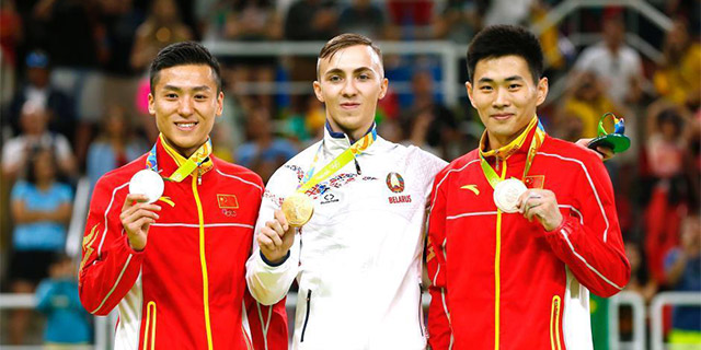 За неделю сборная КНР завоевала 13 золотых, 10 серебряных и 14 бронзовых медалей
