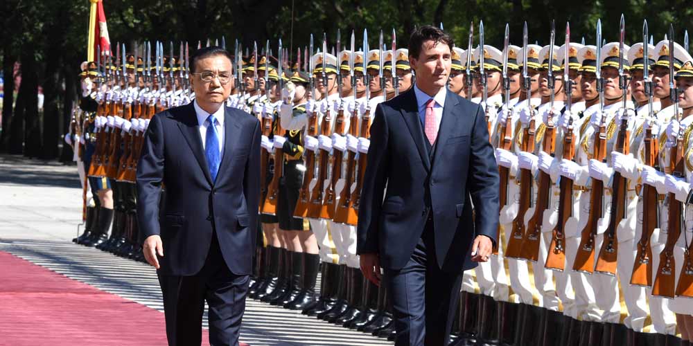 Ли Кэцян провел переговоры с премьер-министром Канады Дж.Трюдо