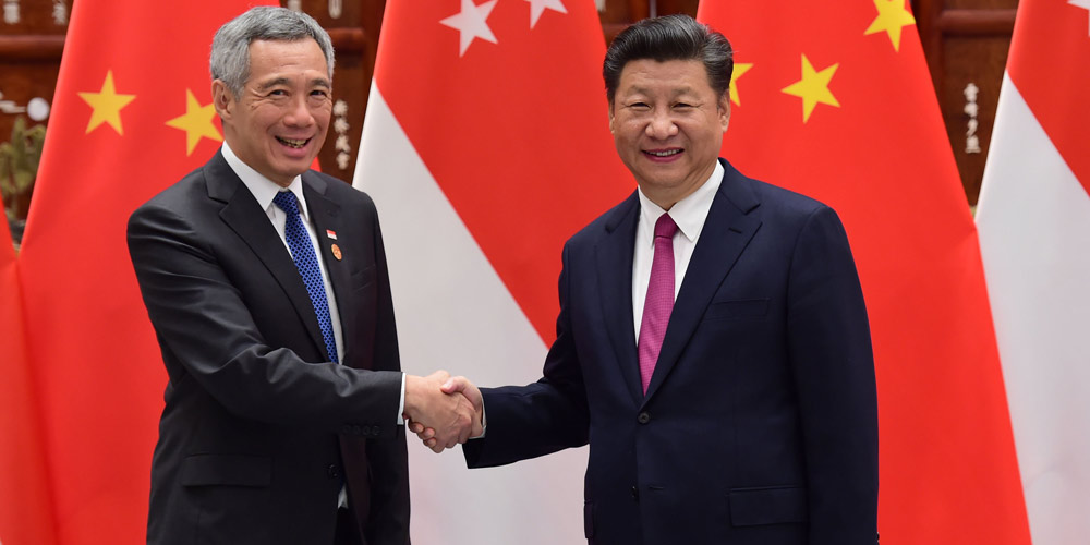 Китай придает важное значение активному стремлению Сингапура участвовать в реализации 
инициативы "Пояс и путь" -- Си Цзиньпин