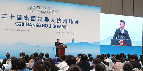 Си Цзиньпин встретился с представителями китайских и иностранных СМИ