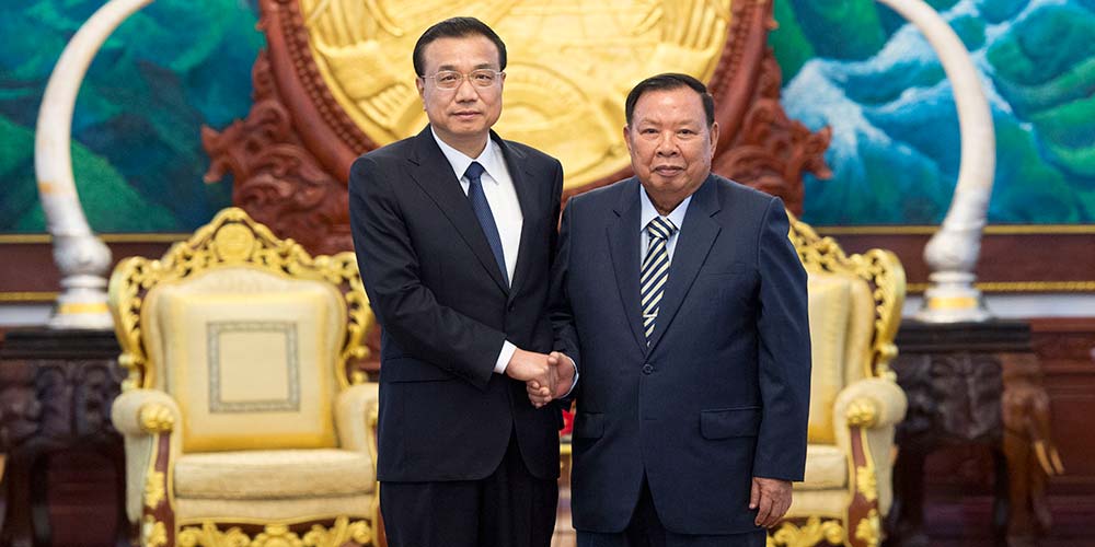 Ли Кэцян провел встречу с генеральным секретарем ЦК Народно-революционной партии, 
президентом Лаоса Буннянгом Ворачитом