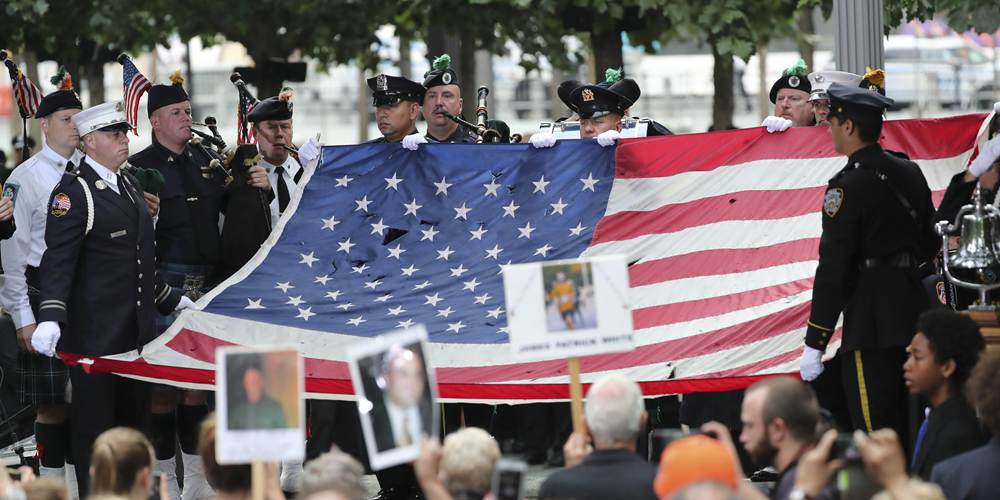В США почтили память погибших при терактах 11 сентября