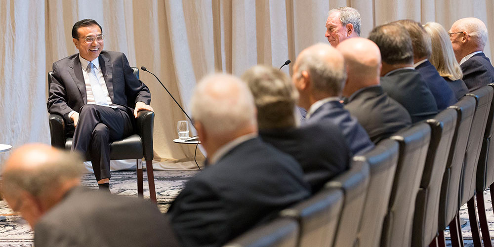 Ли Кэцян провел встречу с представителями экономических, финансовых, интеллектуальных 
и медийных кругов США