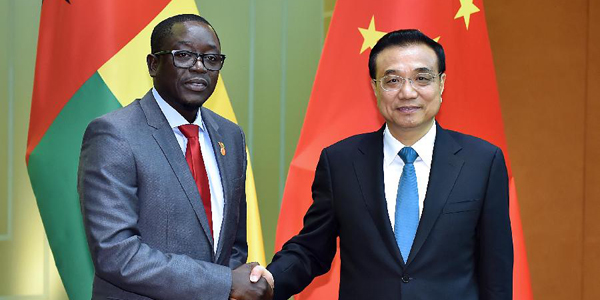 Ли Кэцян рассчитывает на наращивание сотрудничества с Гвинеей-Бисау