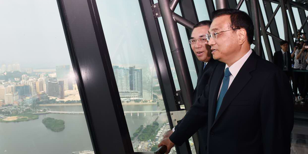 Ли Кэцян положительно оценил работу администрации Аомэня и заявил о поддержке со 
стороны центрального правительства