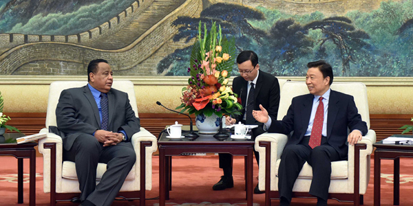 Ли Юаньчао встретился с министром иностранных дел Судана Ибрагимом Гандуром