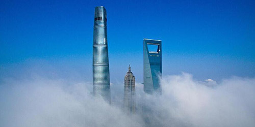 В Шанхае объявлено "оранжевое" предупреждение об угрозе густого тумана