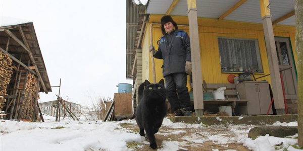 Зимняя жизнь в белорусской деревне