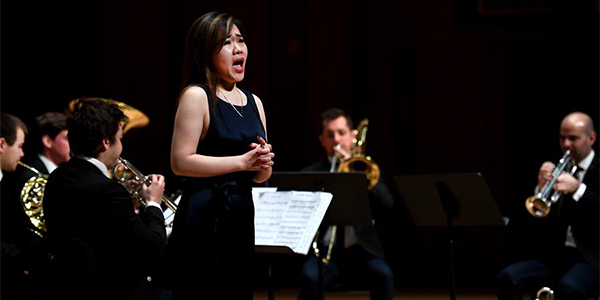 Китайские и французские музыканты дали новогодний концерт в городе Сиань