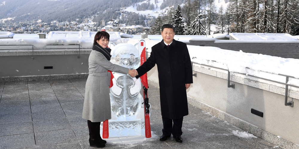 Лидеры Китая и Швейцарии объявили о старте Года китайско-швейцарского туризма