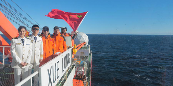 33-я китайская антарктическая экспедиция побила рекорд приближения к Южному полюсу по морю