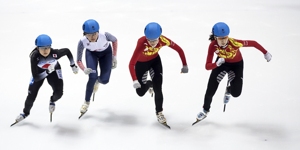 Китайские спортсменки завоевали в шорт-треке на Универсиаде-2017 золотую и серебряную 
медали